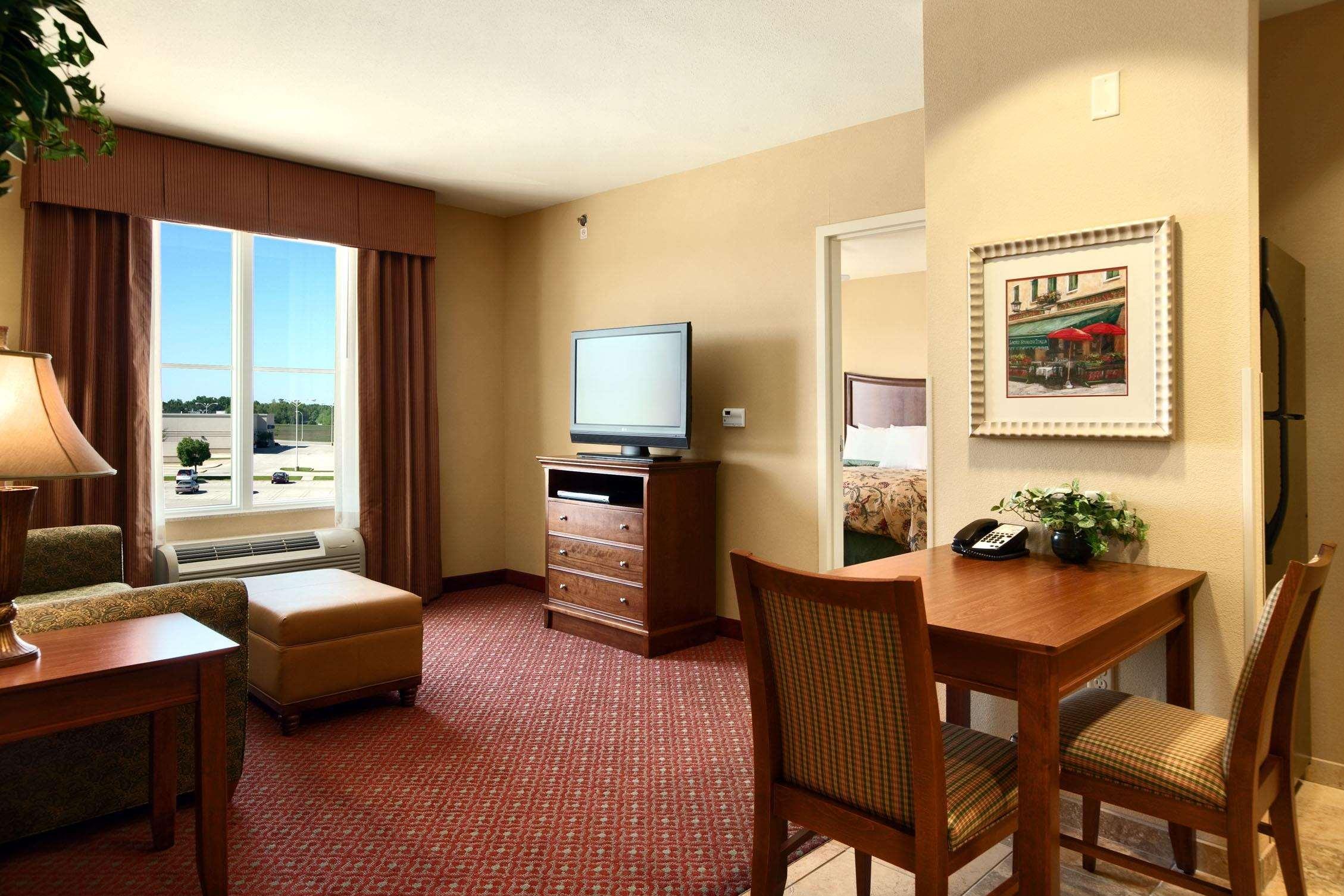 Homewood Suites By Hilton Decatur-Forsyth Номер фото